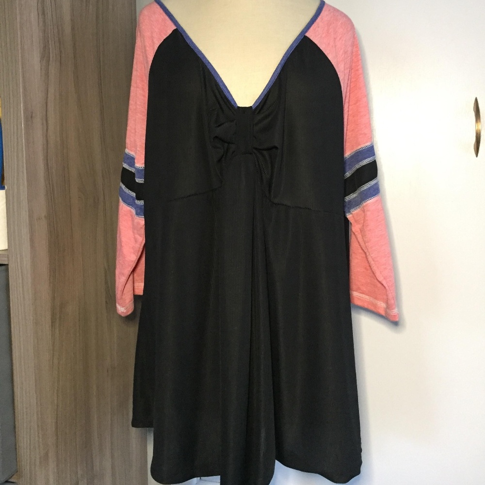Babydoll Bust Detail Baseball Sleeve